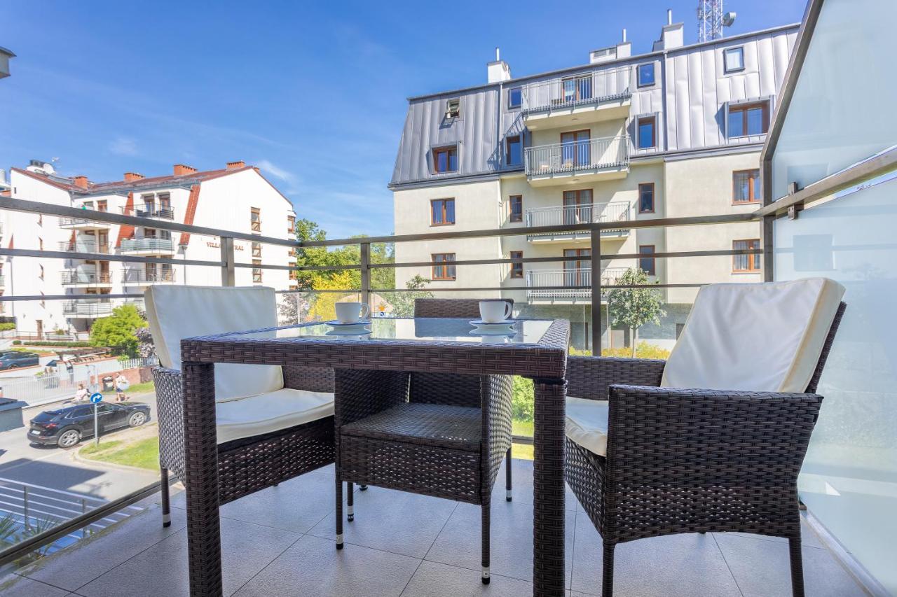 Ambria Apartments Promenada Świnoujście Buitenkant foto